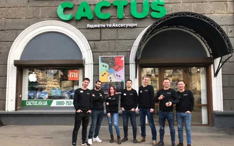 Шахрай вкрав базу клієнтів інтернет-магазину Cactus і виманив у них 1 млн