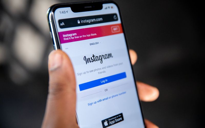 Instagram тестує нову функцію, яка дозволить змінювати порядок публікацій
